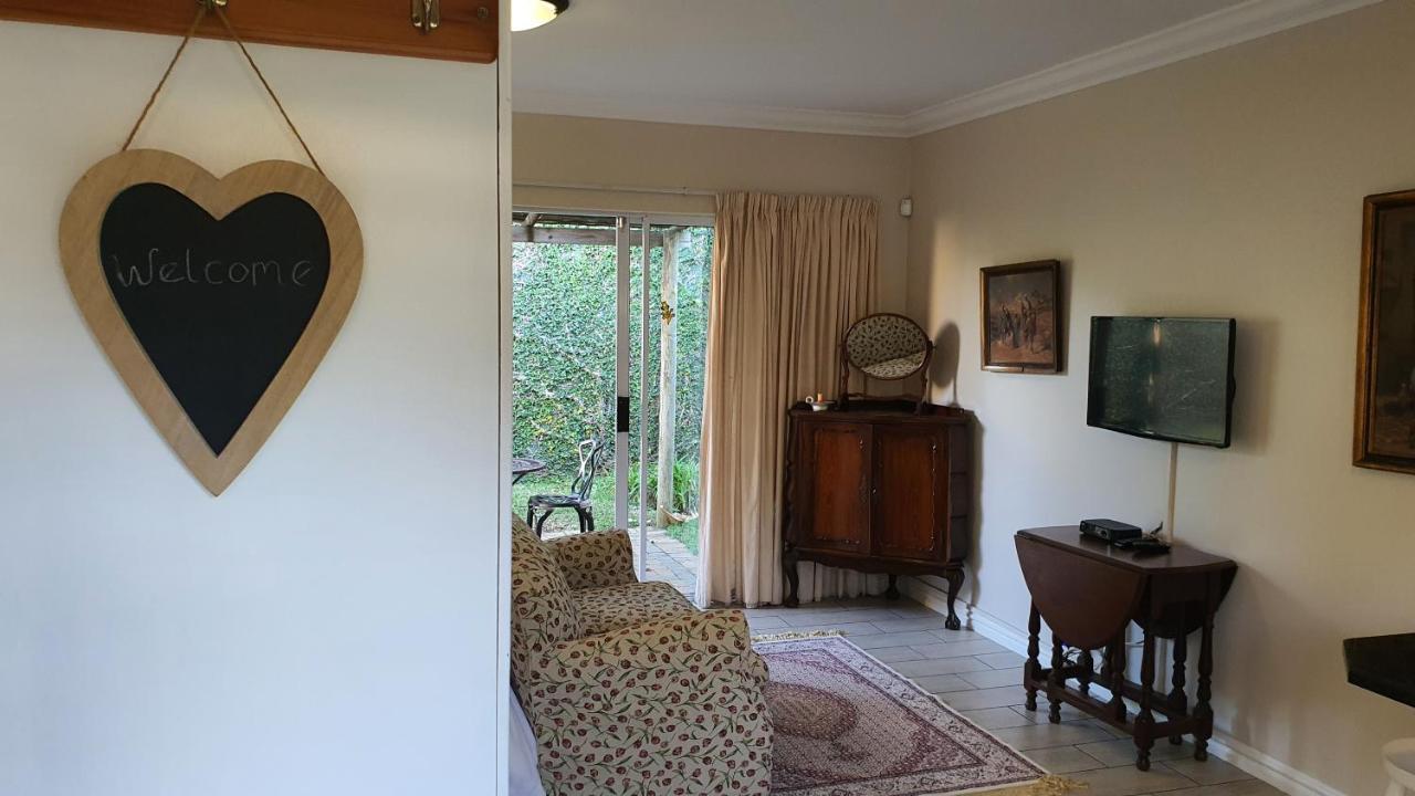 The Lazy Lizard Hotel Durban Exterior photo